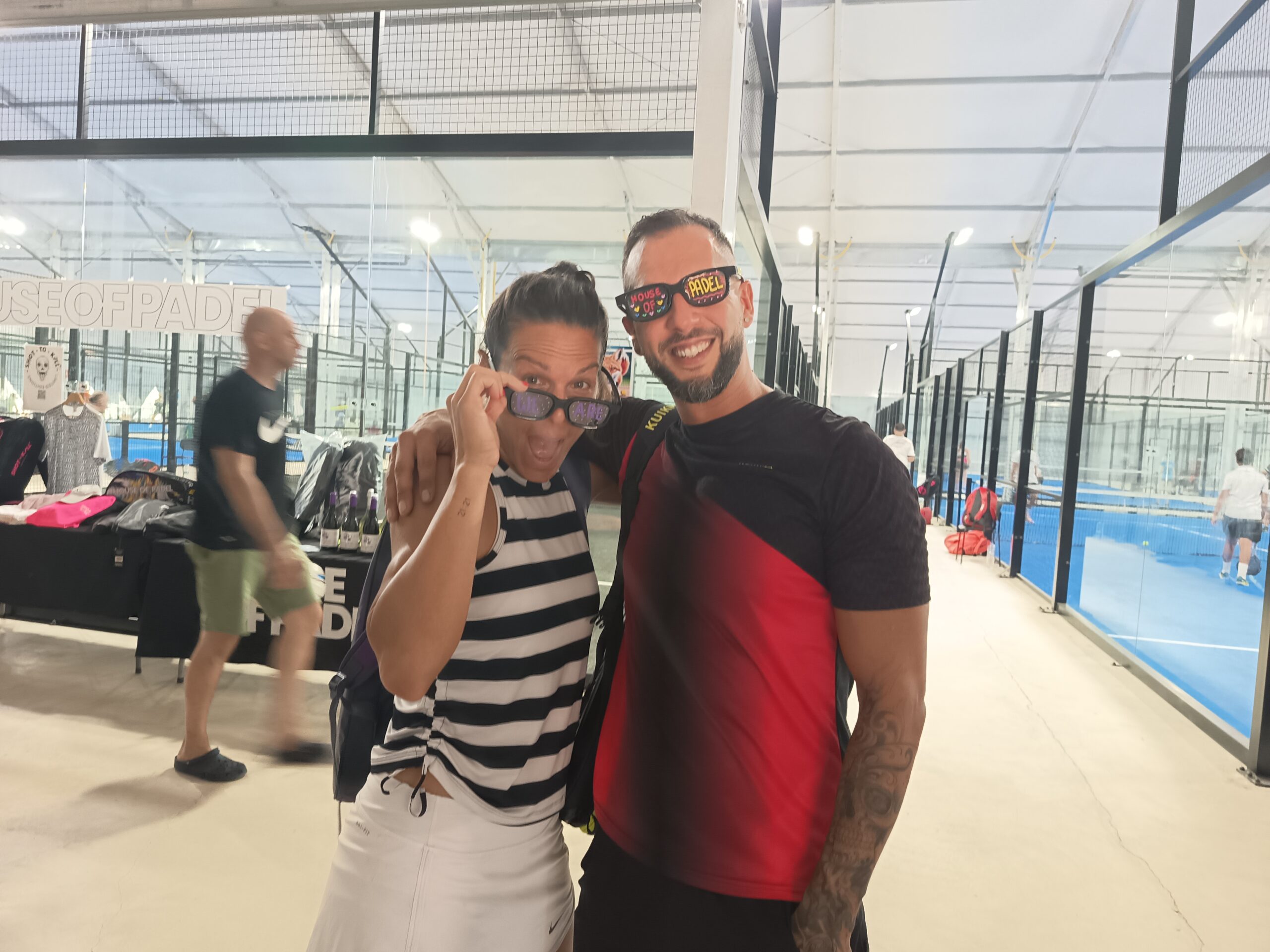 House of Padel - Comunidad disfrutando